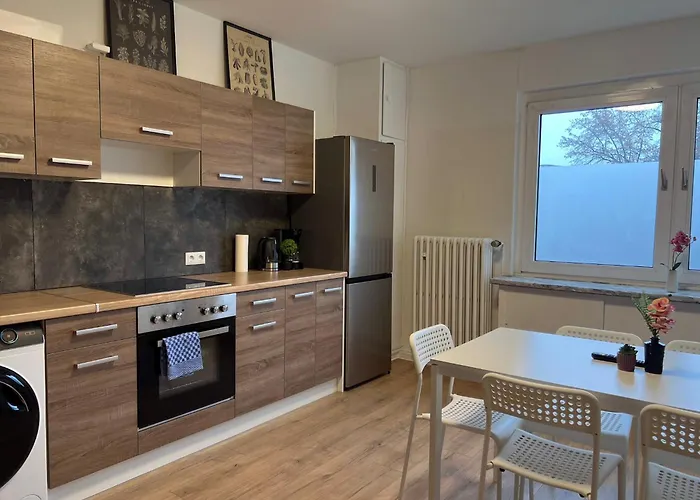 T&k - - 3 דירה *