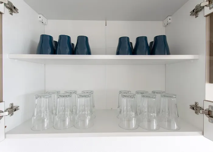 T&k - - 3 דירה *